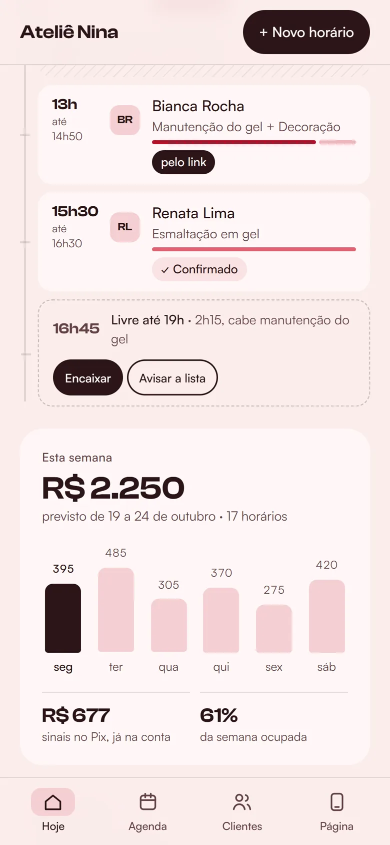 O horário livre das 16h45 com os botões de encaixar e de avisar a lista